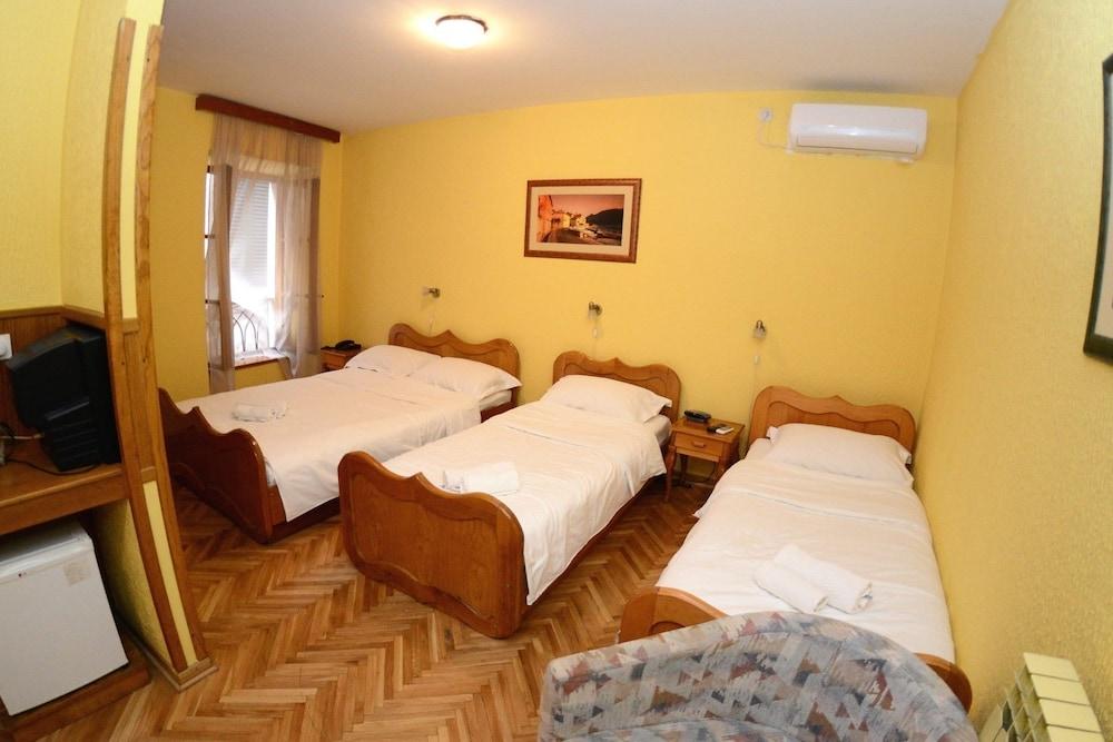 Hotel Marija Kotor Exterior foto